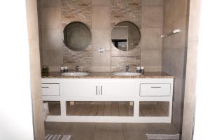 Sunrise Cove Self Catering