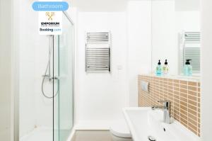 Brindley 2BDR Apartment By Emporium Property Management Short Lets & Serviced Accommodation Birmingham On The 15th Floor Offering Panoramic City Views With Free WiFi