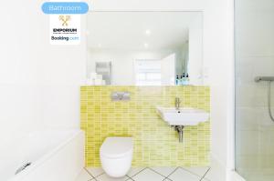 Brindley 2BDR Apartment By Emporium Property Management Short Lets & Serviced Accommodation Birmingham On The 15th Floor Offering Panoramic City Views With Free WiFi