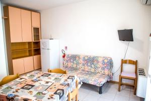 Ground-floor haven just 350mt from the beach