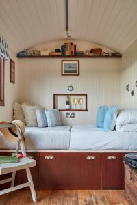 1 Bed in Masbury oc-l32718