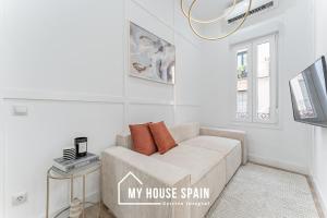 MyHouseSpain - Encantador piso en Malasaña