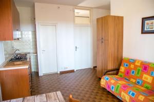Spacious first-floor flat near the beach