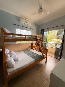 House with pool and backyard in Praia do Moçambique