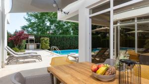 Luxury Villa Kate with pool in Zminj