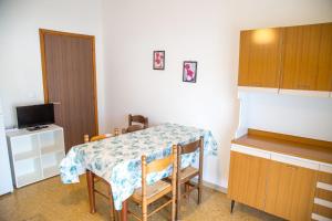 Two triple bedroom flat near the beach in Eraclea