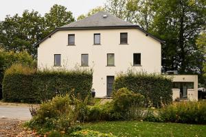 Cobreville43 - Gîte for 12 with garden and sauna