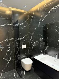 8th Floor Luxury Apartment Tirana 3