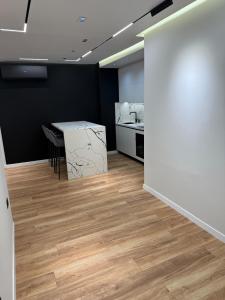 8th Floor Luxury Apartment Tirana 3