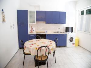 Charming accommodation with a lovely patio