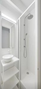 Modern and Elegant Barcelona Apartment