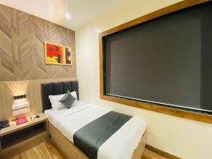 Hotel Riza Nesco Bombay Exhibition Centre Goregoan