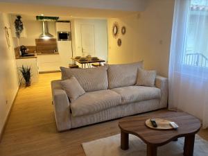 Suite Bali et sauna privé - vidéo projecteur - escapade romantique-centre