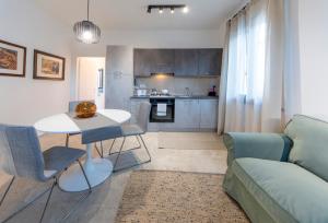 HouSmart Montanara 606-4