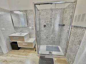 Centralissimo sul mare - 2 camere e 2 bagni - 6 posti letto