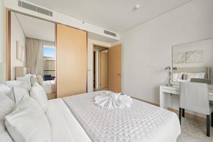 Premium 2BR Burj Khalifa View at Vida Dubai Mall