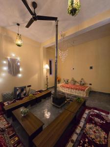 Dakshome