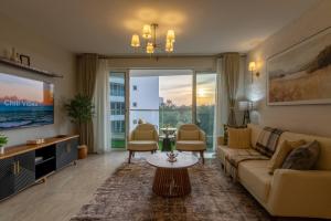 ishi Nairobi Modern Business Apartment