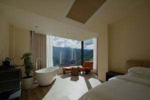 阿坝 Endless Summer Cloudscape Hot Springs Siguniang Mountain 酒店 套房