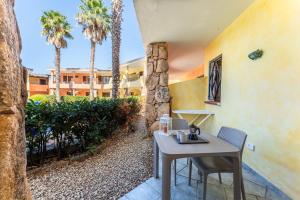 Seaside studio in a green residence