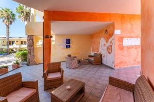 Seaside studio in a green residence img12