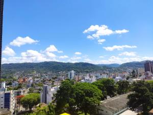 Vista, Conforto e Localização - 1006