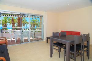 UHC Rodas Apartments