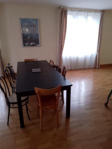 Charmant appartement avec terrasse en plein centre