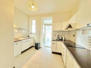 Charmant appartement avec terrasse en plein centre