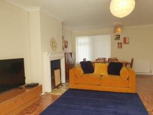 Family Seaside Bungalow - Max 6 Adults Only