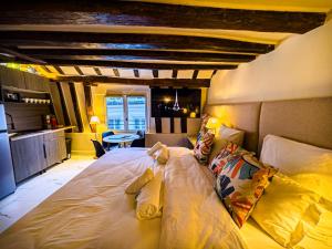 Marais-Pletzl, rue des Rosiers