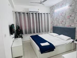 European Style studio Amanora park town Hadapsar Pune