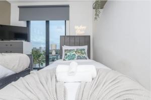 NEW - Work or Relax - Leeds City Centre - Springwell Suite