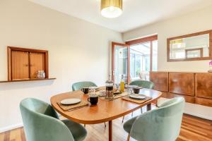 2 Bed in Dulverton oc-badger