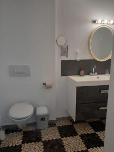 BoLA Ferienwohnung 5 Hamburg-Wandsbek 3 Betten, Küche, Bad