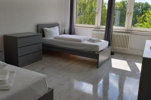 BoLA Ferienwohnung 7 Hamburg-Wandsbek 2 Betten, Küche, Bad