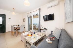 Villa Sequoia Yellow