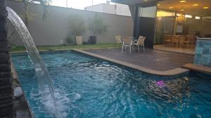 casa com piscina e hidro bem localizada