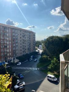 Bright large apartment in Milan