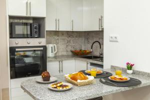 B82 - Albinos Flat in Lagos