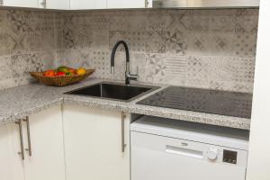 B82 - Albinos Flat in Lagos