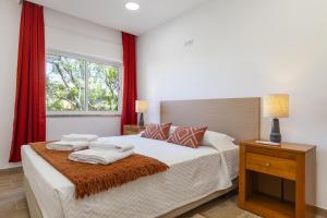 B82 - Albinos Flat in Lagos