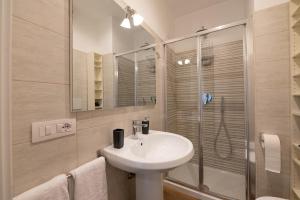 Ferruccio 10 apartment