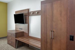 Holiday Inn Express & Suites Texarkana by IHG