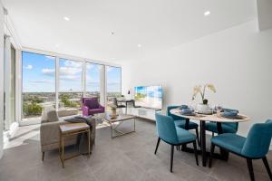 SOP17 Stylish and Cosy 2 Bedroom Apt