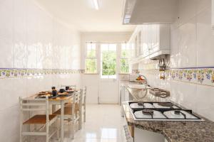 B37 - Central City Door Apartment