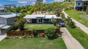 Bayview - Three Bedroom, Family & Pet Friendly Coastal Getaway in Agnes Water