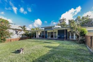 Bayview - Three Bedroom, Family & Pet Friendly Coastal Getaway in Agnes Water