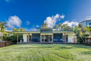 Bayview - Three Bedroom, Family & Pet Friendly Coastal Getaway in Agnes Water