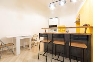 Ermetique - Fashion House - Top Collection